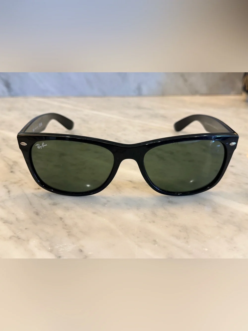 Ray-Ban Wayfarer Classic Sunglasses